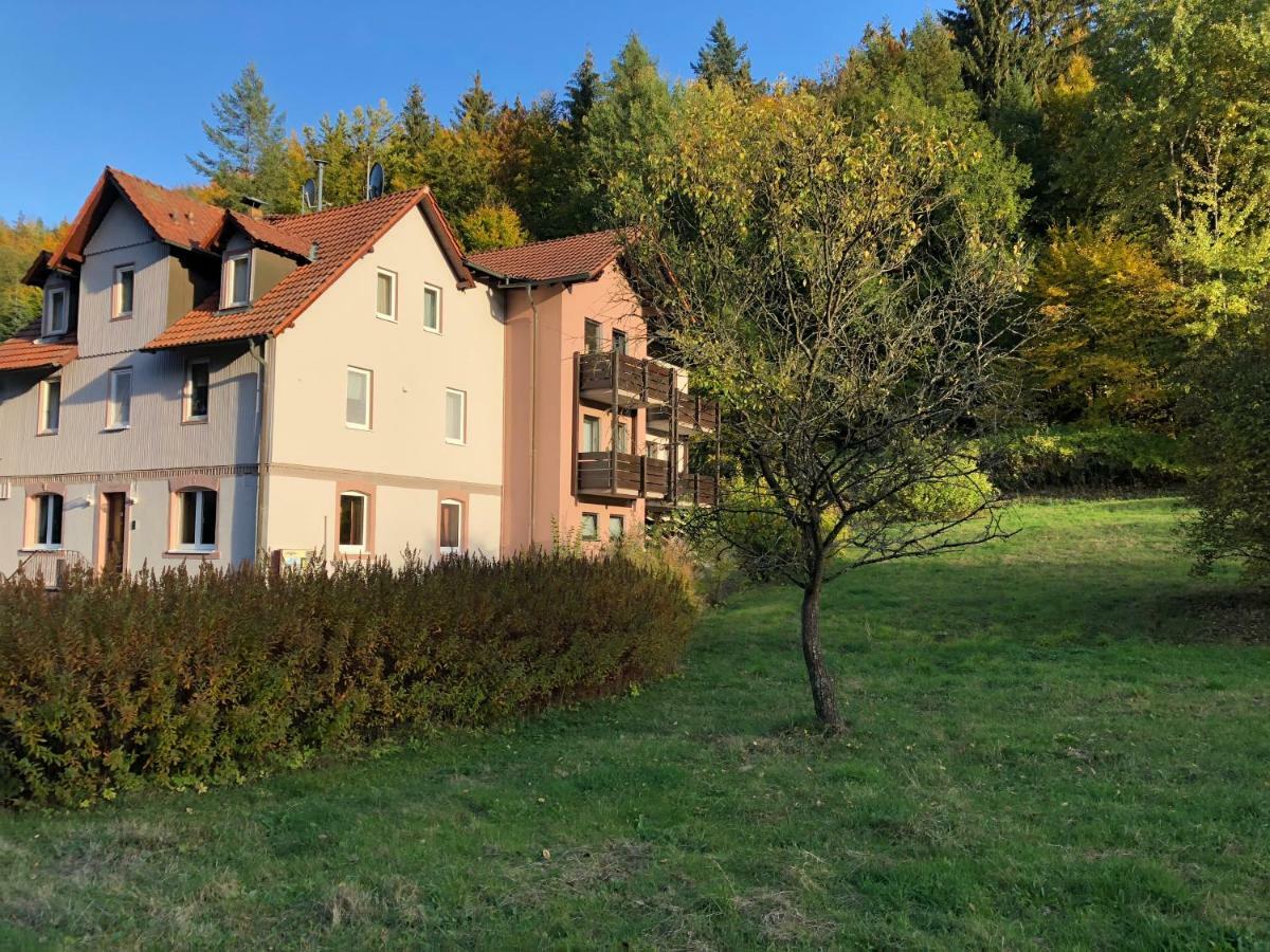 Zum Waldfrieden Hotell Neuhof  Exteriör bild