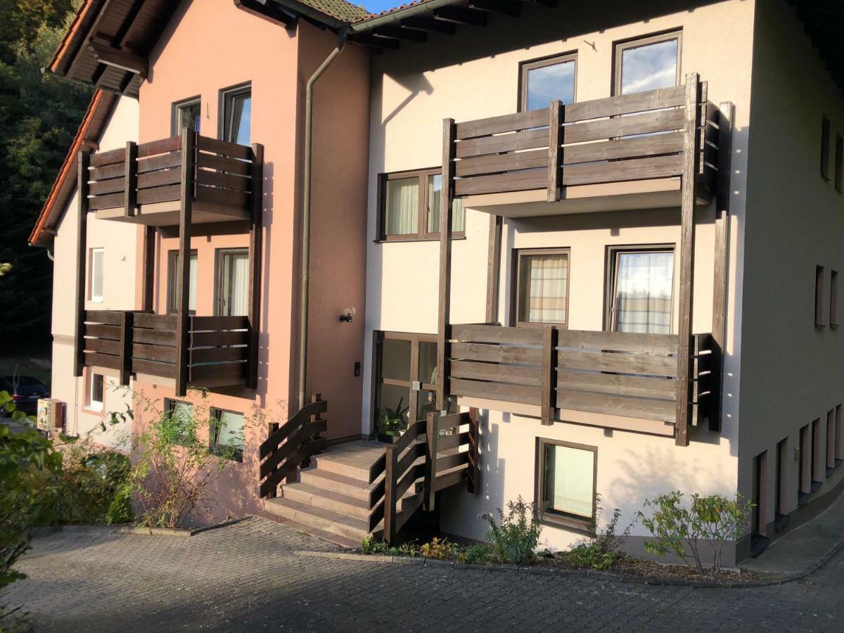 Zum Waldfrieden Hotell Neuhof  Exteriör bild
